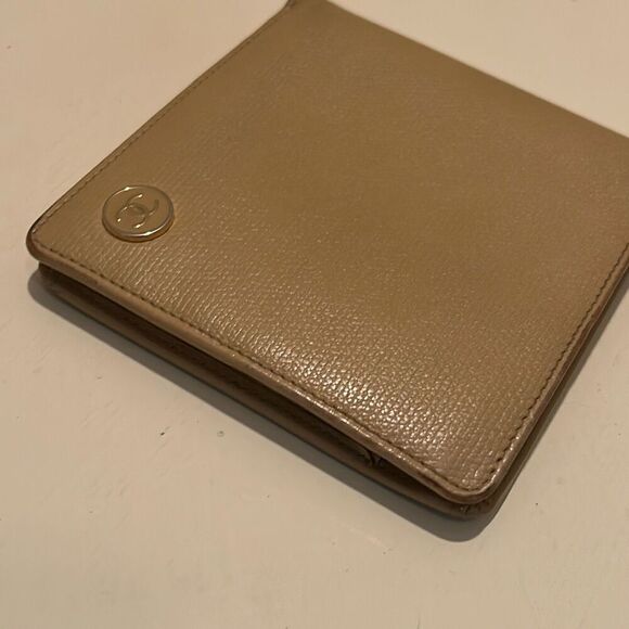 Chanel Bifold Compact Cardholder Wallet Beige Leather Luxury Minimalist CC Logo - Picture 8 of 15
